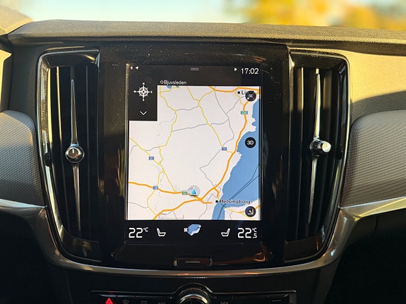 Volvo S90 17 of 22