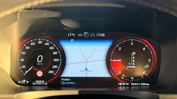 Volvo S90 16 of 22
