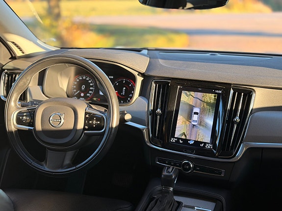 Volvo S90 9 of 22