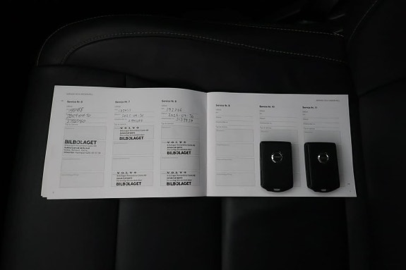 Volvo XC40 16 of 16