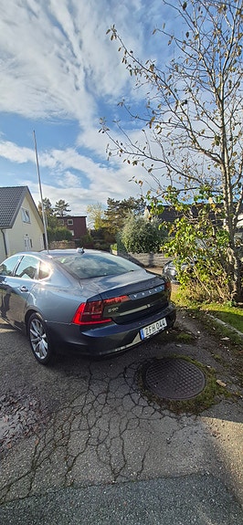 Volvo S90 4 of 5