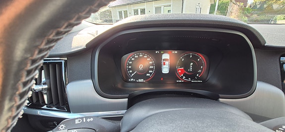 Volvo S90 5 of 5