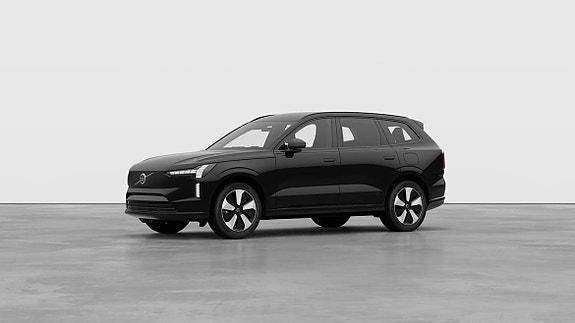 Volvo EX90 13 of 27