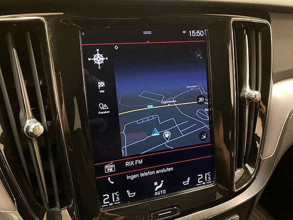 Volvo V60 Cross Country 23 of 30