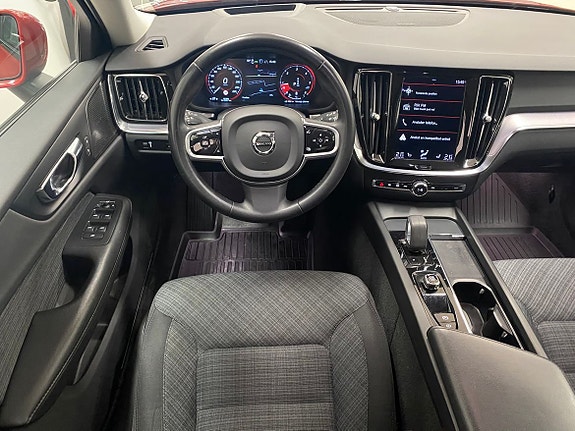 Volvo V60 Cross Country 10 of 30
