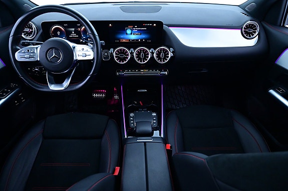 Mercedes-Benz GLA 250 e 6 of 27
