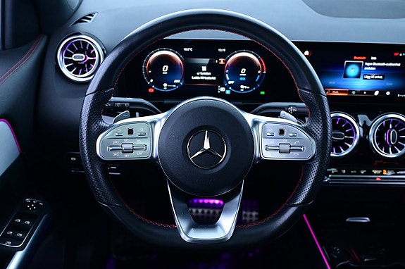 Mercedes-Benz GLA 250 e 7 of 27