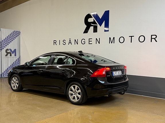 Volvo S60 5 of 26