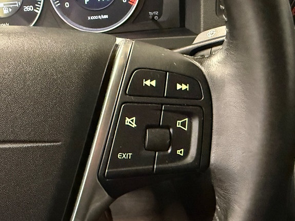 Volvo S60 22 of 26
