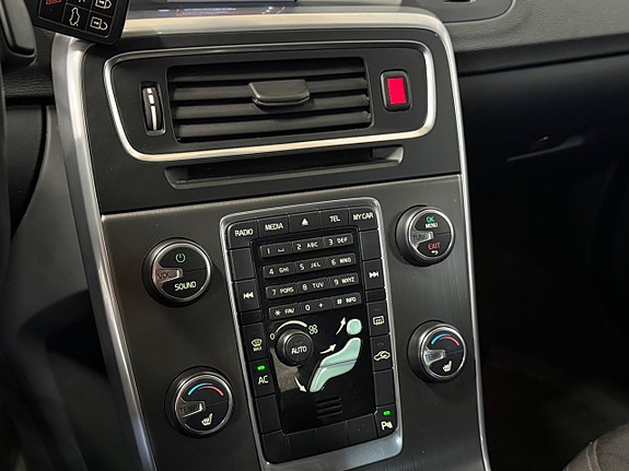 Volvo S60 23 of 26