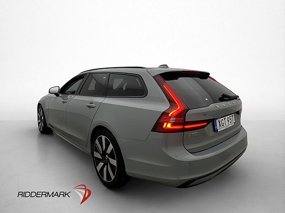 Volvo V90 2 of 30