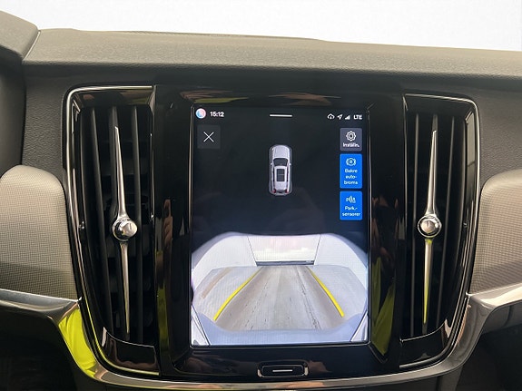 Volvo V90 24 of 30