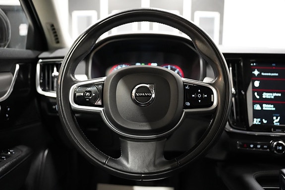 Volvo V90 14 of 27