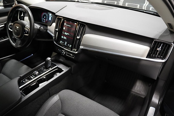 Volvo V90 11 of 27