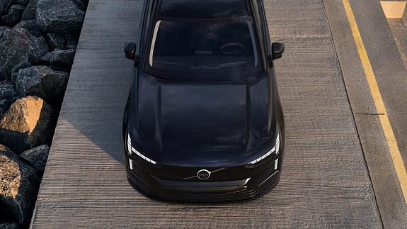 Volvo EX90 3 of 27
