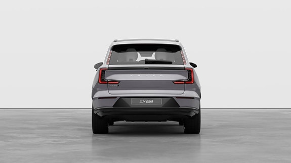 Volvo EX90 12 of 26