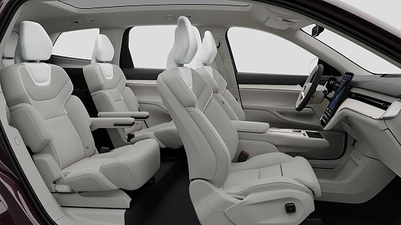 Volvo EX90 24 of 26