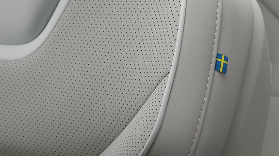 Volvo EX90 23 of 26