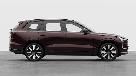 Volvo EX90 12 of 26