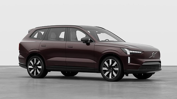 Volvo EX90 13 of 26