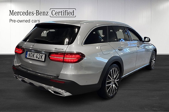 Mercedes-Benz E 220 d 3 of 16
