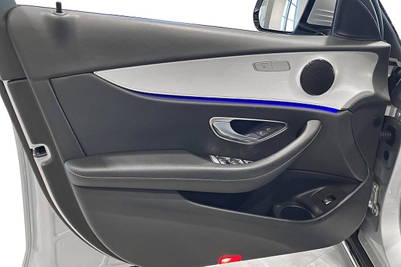 Mercedes-Benz E 220 d 12 of 16