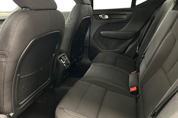 Volvo XC40 18 of 30