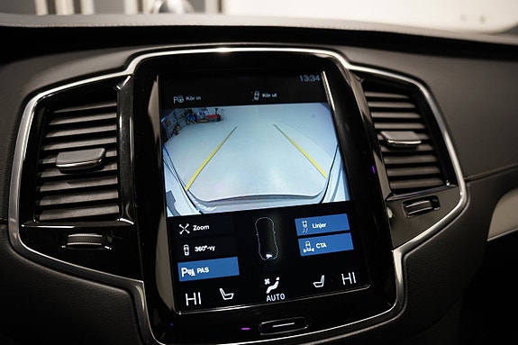 Volvo XC90 21 of 30