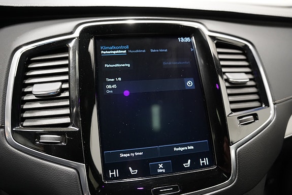 Volvo XC90 22 of 30