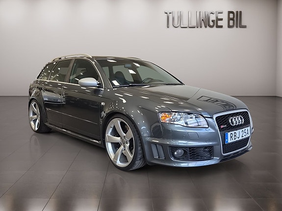 Audi RS4 7 of 27