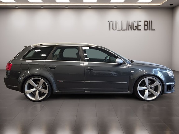 Audi RS4 6 of 27