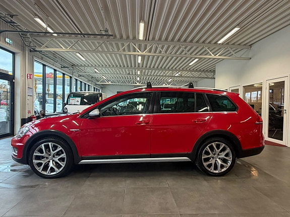 Volkswagen Golf Alltrack 4 of 30