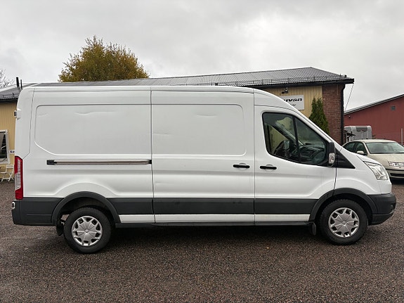 Ford Transit 2 of 11