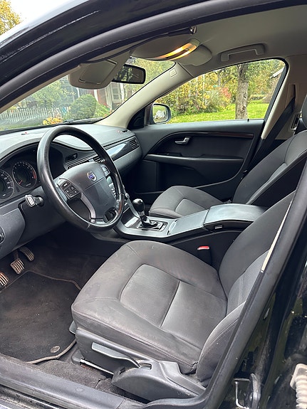 Volvo S80 4 of 7
