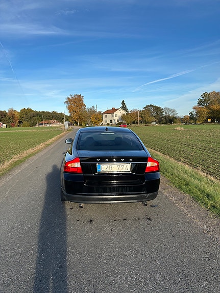 Volvo S80 3 of 7