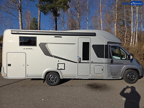 Adria Coral SUPREME 670 SL - Fiat MultiJet3 180HP (131 kW) HD 44H 2 of 21