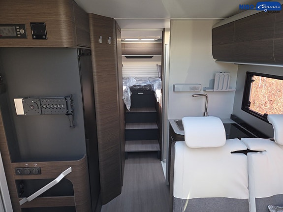 Adria Coral SUPREME 670 SL - Fiat MultiJet3 180HP (131 kW) HD 44H 14 of 21