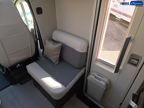 Adria Coral SUPREME 670 SL - Fiat MultiJet3 180HP (131 kW) HD 44H 17 of 21