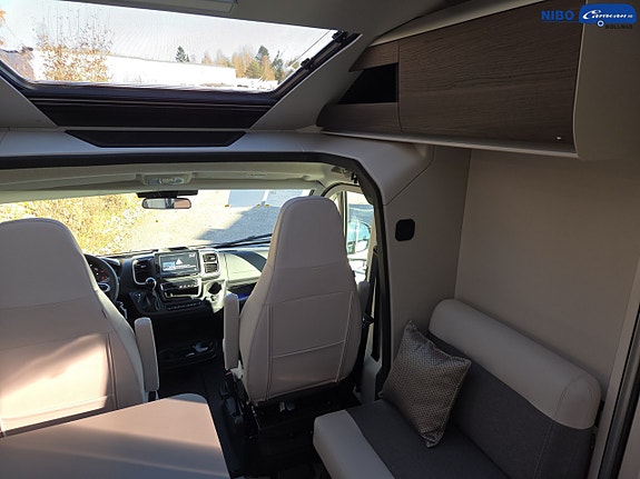 Adria Coral SUPREME 670 SL - Fiat MultiJet3 180HP (131 kW) HD 44H 13 of 21