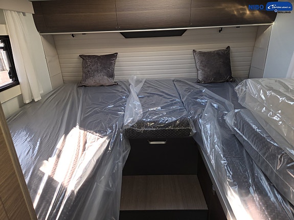 Adria Coral SUPREME 670 SL - Fiat MultiJet3 180HP (131 kW) HD 44H 5 of 21