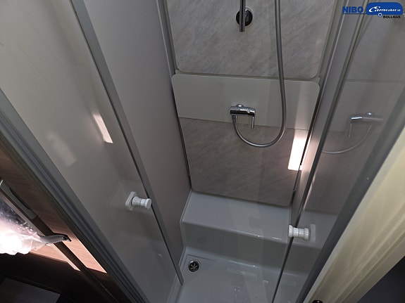 Adria Coral SUPREME 670 SL - Fiat MultiJet3 180HP (131 kW) HD 44H 6 of 21