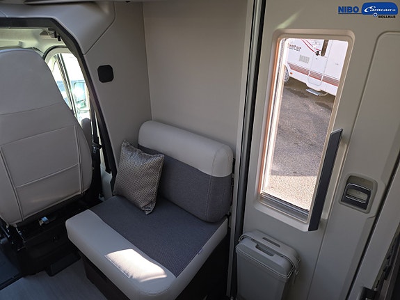 Adria Coral SUPREME 670 SL - Fiat MultiJet3 180HP (131 kW) HD 44H 19 of 21