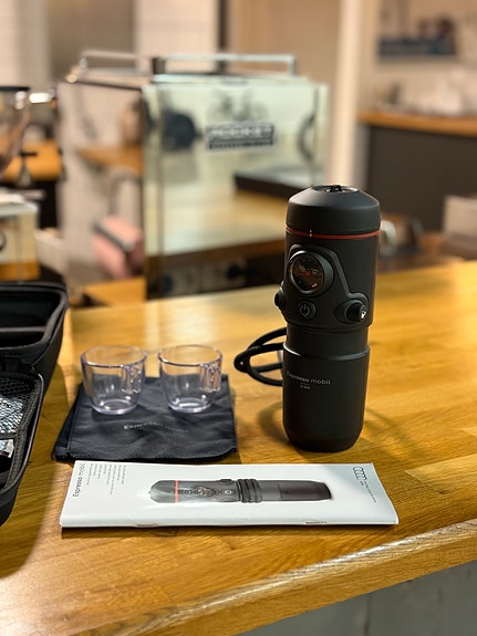 Product image 1 of 4