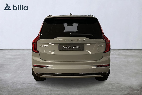 Volvo XC90 5 of 30
