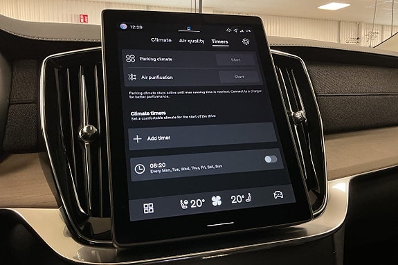 Volvo XC90 29 of 30