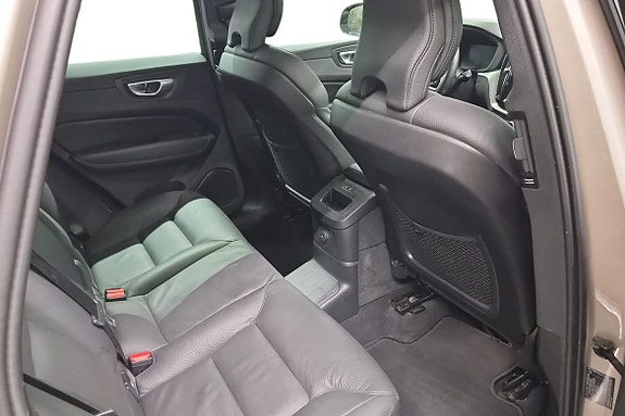 Volvo XC60 9 of 22