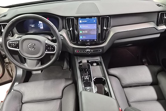 Volvo XC60 10 of 22