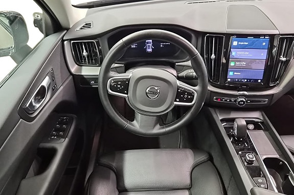 Volvo XC60 11 of 22