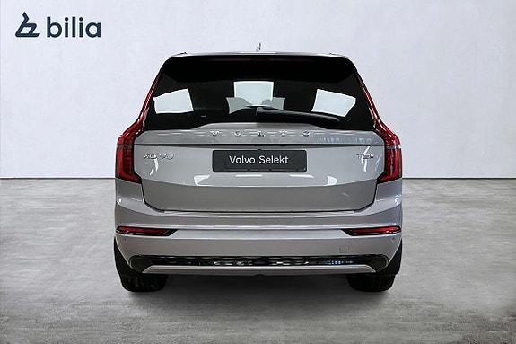 Volvo XC90 5 of 30