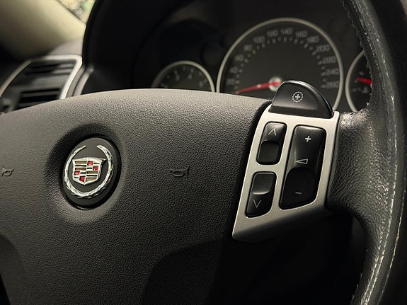 Cadillac BLS 22 of 22